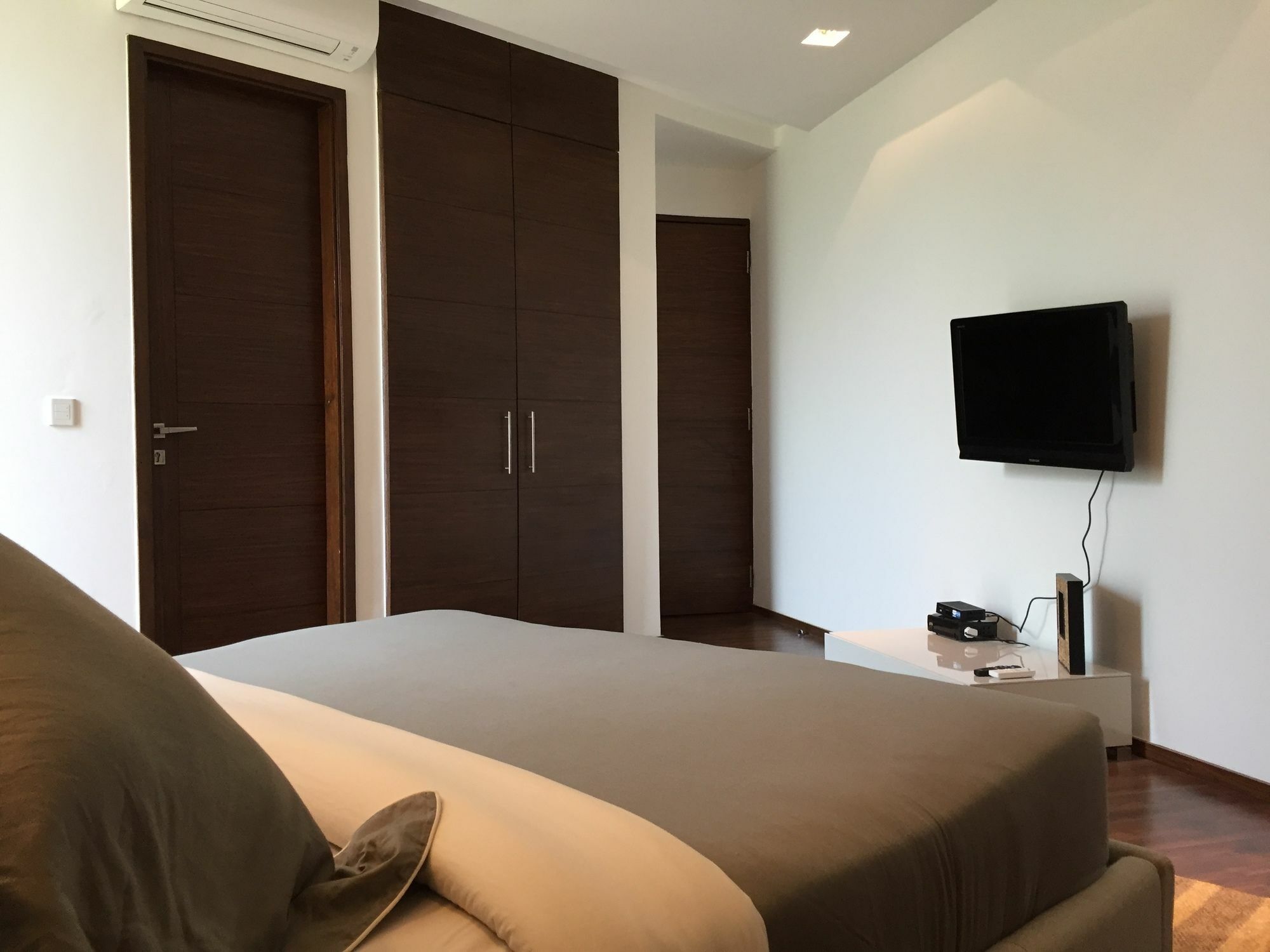 Calem Grove Hotel Candolim Ngoại thất bức ảnh