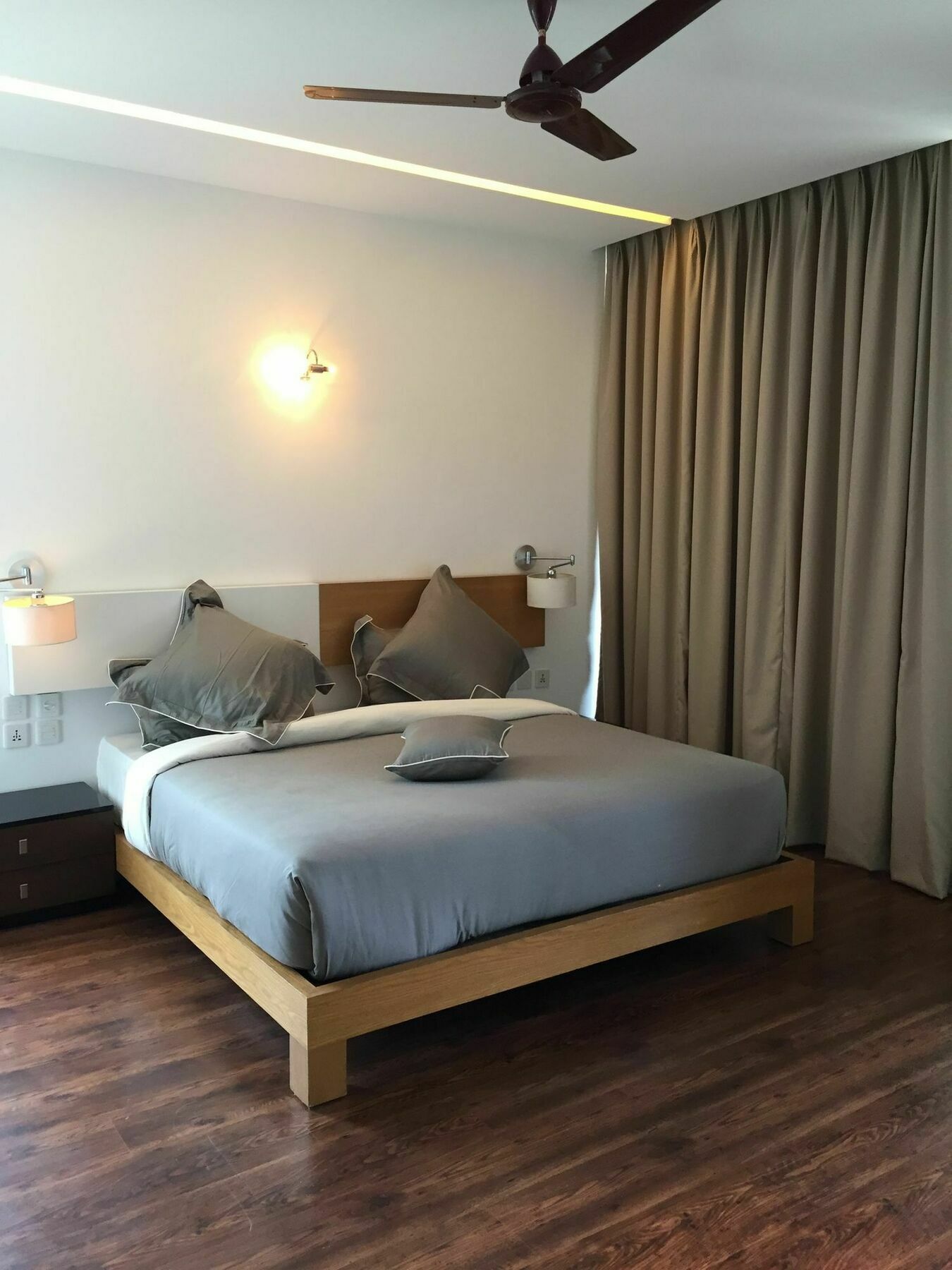 Calem Grove Hotel Candolim Ngoại thất bức ảnh